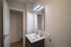 Koupelna v ubytování Apartamento La Habanera de Cadiz + 18 fotografií