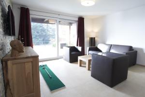 Posezení v ubytování Ski & Golf Suites Zell am See by Alpin Rentals - incl Summercard + 74 fotografií