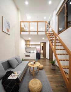 Kuchyň nebo kuchyňský kout v ubytování LATA Hotel & Apartments