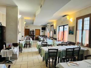 Restoran atau tempat lain untuk makan di Al Cacciatore