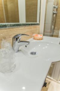 A bathroom at Apartamentos & casas rurales Santo Domingo de Silos