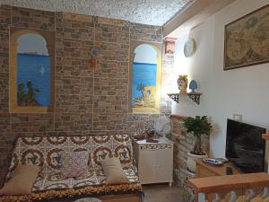 A television and/or entertainment centre at Torre Vallelunga