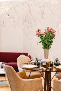 Część wypoczynkowa w obiekcie Dandelion Apartment - LoftAffair