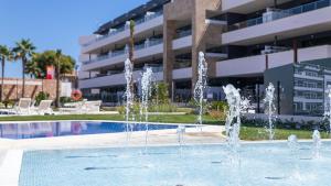 Bazén v ubytování Luxury apartment in Flamenca Village/Orihuela Costa nebo v jeho okolí