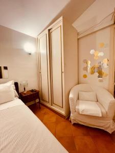 A bed or beds in a room at Rome Downtown Apartment_Sistina