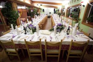 Restaurace v ubytování Albergo Ristorante K2