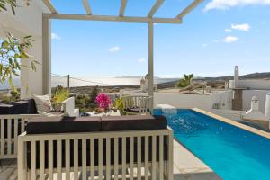 The swimming pool at or close to Coraline Villa