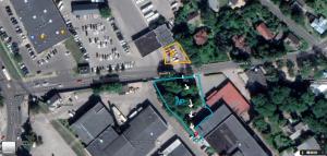 einen Blick über eine Kreuzung der Stadt mit einer Straße in der Unterkunft Skuodo IIB in Kaunas