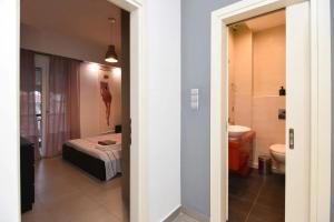 Ein Badezimmer in der Unterkunft Excellent apartment luxuriously renovated