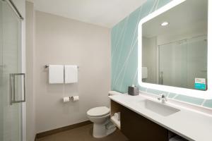 Koupelna v ubytování avid Hotel - Toronto - Vaughan Southwest by IHG