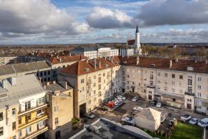 希奥利艾Nica Apartment的鸟瞰城市建筑