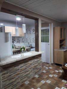 A kitchen or kitchenette at Madreselva