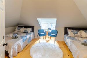Ένα ή περισσότερα κρεβάτια σε δωμάτιο στο Garden Penthouse in RVA! 3 Bedroom, 3 Bath!