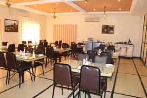 Gallery image of Paramount Inn in Sriperumbudur