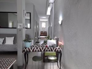Postel nebo postele na pokoji v ubytování UNIK Guest House Syariah