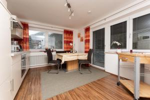 Kuchnia lub aneks kuchenny w obiekcie Appartement Imelda