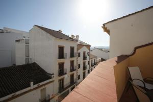a view from the balcony of a building at Apartamento dúplex centro con garaje gratuito in Ronda