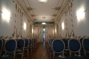 A seating area at Hotel Grand'Italia