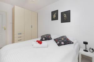 Posteľ alebo postele v izbe v ubytovaní Warsaw Ursynów Modern Apartment by Noclegi Renters