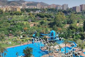 Bazén v ubytovaní Benal Beach 907 alebo v jeho blízkosti