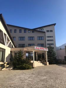 Budova, kde se hotel nachází