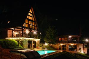 Hồ bơi trong/gần Tarnita Paradise Resort +84 ảnh