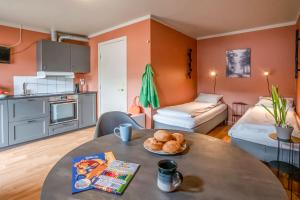 Η κουζίνα ή μικρή κουζίνα στο Topcamp Mjøsa - Brumunddal +37 φωτογραφίες
