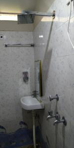 Fotografie z fotogalerie ubytování HOTEL DEVDOOT v destinaci Rádžgir