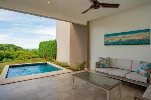 Bassein majutusasutuses Aromo Townhouse with private pool Reserva Conchal või selle lähedal