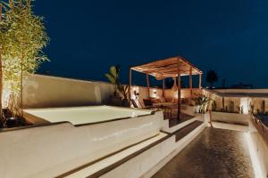 Bazén v ubytování Kenzara Suites & Pool, Your private escape nebo v jeho okolí
