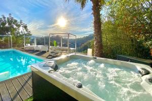 Fotografie z fotogalerie ubytování VILLA COLINA v destinaci Mandelieu-la-Napoule