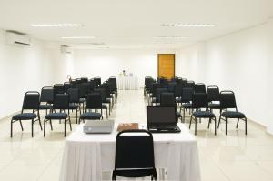 Zona business o sala conferenze di Pampulha Lieu Hotel