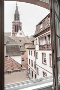 Nespecifikovaný výhled na destinaci Štrasburk nebo výhled na město při pohledu z hotelu