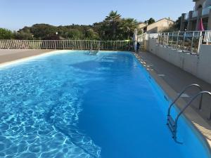 Fotografia z galérie ubytovania Appartement convivial à Cervione, 35 m², piscine partagée v destinácii Cervione