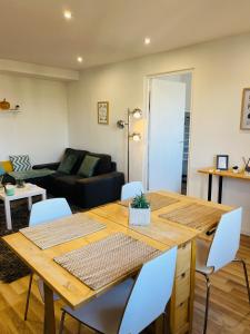 O zonă de relaxare la 3 chambres Situation idéale Aux portes de Lyon Tout confort