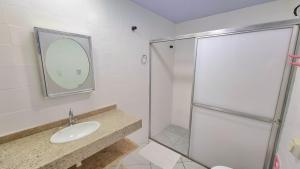 Salle de bains dans l'établissement Residencial Las Rocas I