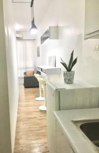 Η κουζίνα ή μικρή κουζίνα στο Homestay Ibu Shah Alam with pool near icity uitm