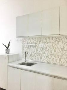 Η κουζίνα ή μικρή κουζίνα στο Homestay Ibu Shah Alam with pool near icity uitm