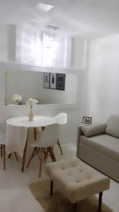 אזור ישיבה ב-Aconchegante apartamento a Copacabana