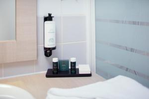 Foto dalla galleria di Hôtel & Résidence Octel a Portet-sur-Garonne