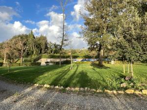 Zdjęcie z galerii obiektu Appartamento in Villa storica con parco e piscina w mieście Montelupo Fiorentino +37 zdjęć