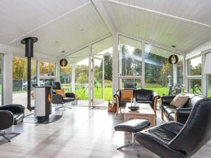 Posezení v ubytování Luxury Spa Retreat in Arrild - By Traum Ferienwohnungen