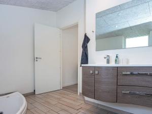 Koupelna v ubytování Luxury Spa Retreat in Arrild - By Traum Ferienwohnungen
