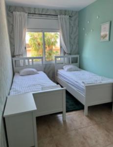 Posteľ alebo postele v izbe v ubytovaní Willa con piscina + 37 fotografií