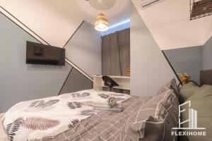 KLIA-KLIA 2, Comfy Studio, Horizon Suites Sepang-Dengkil by Flexihome-MY的电视和/或娱乐中心
