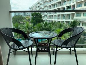 Balkón nebo terasa v ubytování Laguna beach condo resort 3 maldives pattaya pool view ลากูน่า บีช คอนโด รีสอร์ต 3 พัทยา