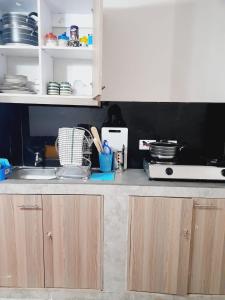 Una cocina o cocineta en GCurtway Homes Tsavo Studios