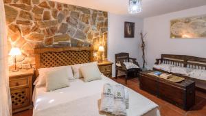 Zdjęcie z galerii obiektu Casa Rural la Sacri Guaro by Ruralidays w mieście Guaro +20 zdjęć