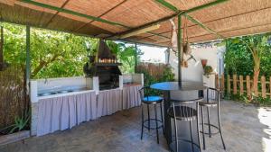 Zdjęcie z galerii obiektu Casa Rural la Sacri Guaro by Ruralidays w mieście Guaro