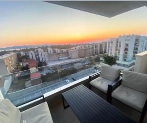 Balkón alebo terasa v ubytovaní DiVine Luxury Apartment Blue